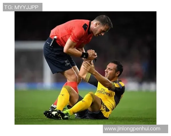 足球球星如何通过支撑脚提升球技与比赛表现分析